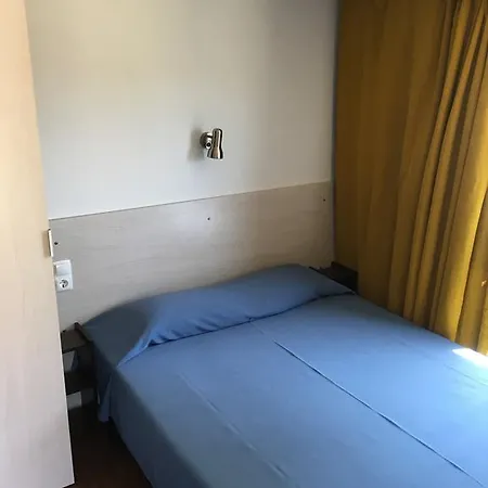 Parque De Campismo Orbitur Madalena 5*