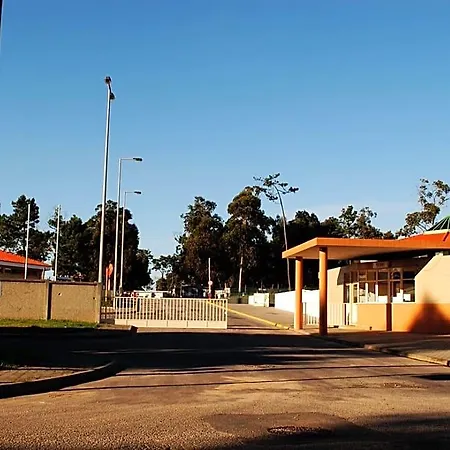 Parque De Campismo Orbitur Madalena 5*