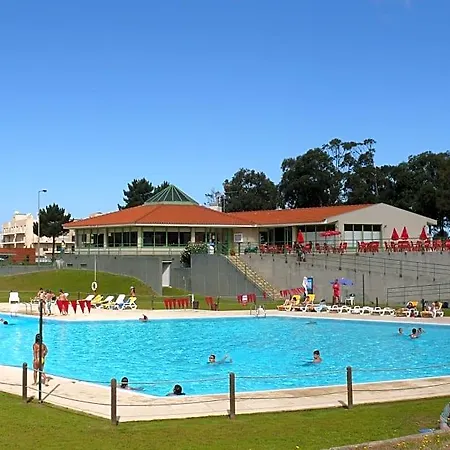 Parque De Campismo Orbitur Madalena 5* فيلا نوفا دي غايا