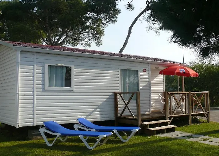 Parque De Campismo Orbitur Madalena 5* فيلا نوفا دي غايا