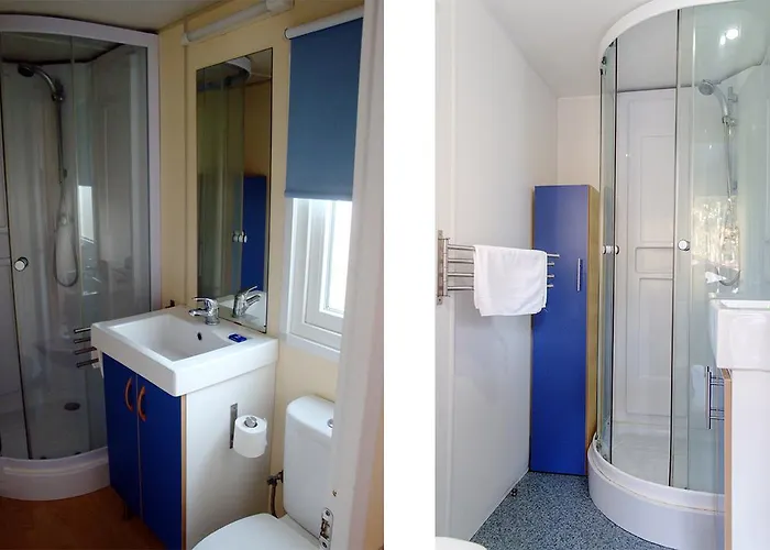 مكان تخييم Parque De Campismo Orbitur Madalena 5*